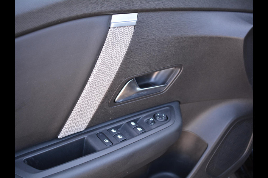 Citroën C4 1.2 Turbo 130pk Automaat Shine | Panoramadak | Hifi installatie |