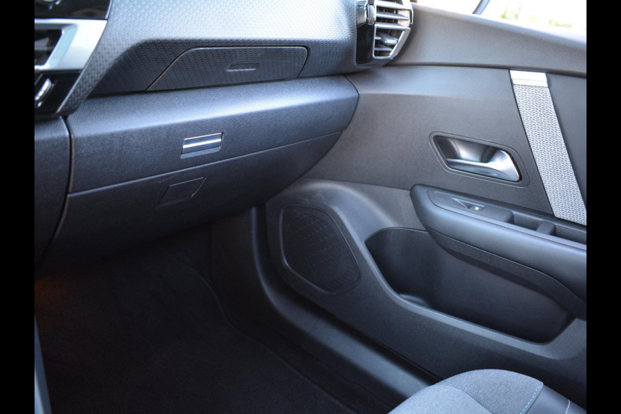 Citroën C4 1.2 Turbo 130pk Automaat Shine | Panoramadak | Hifi installatie |