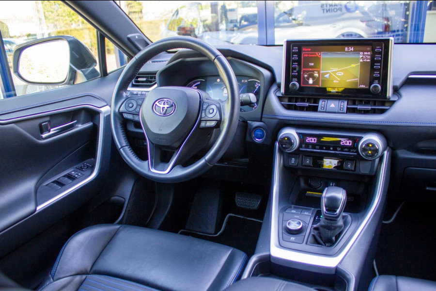 Toyota RAV4 2.5 Hybrid AWD Bi-Tone | Prijs rijklaar incl. 12 mnd garantie|Bluetooth LMV Trekhaak Blindspot Panodak Carplay Keyless