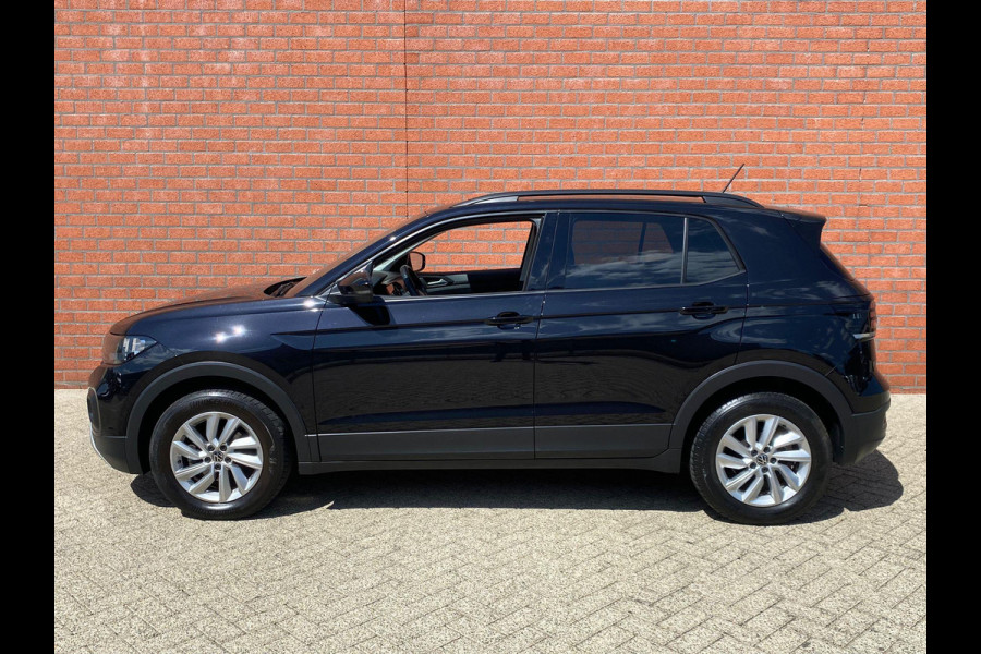 Volkswagen T-Cross 1.0 TSI 95pk Life Navigatie Apple Carplay/Android Auto Adaptive Cruise Control Camera Parkeersensoren Stoelverwarming Getinte ramen Climate Control
