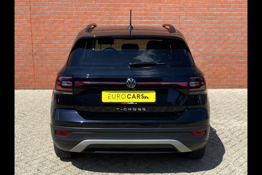 Volkswagen T-Cross 1.0 TSI 95pk Life Navigatie Apple Carplay/Android Auto Adaptive Cruise Control Camera Parkeersensoren Stoelverwarming Getinte ramen Climate Control