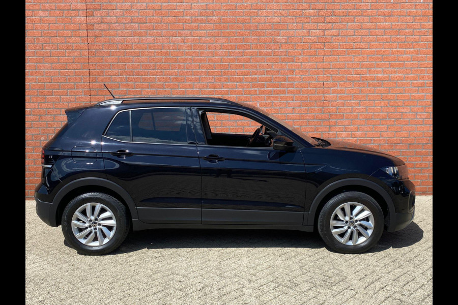Volkswagen T-Cross 1.0 TSI 95pk Life Navigatie Apple Carplay/Android Auto Adaptive Cruise Control Camera Parkeersensoren Stoelverwarming Getinte ramen Climate Control