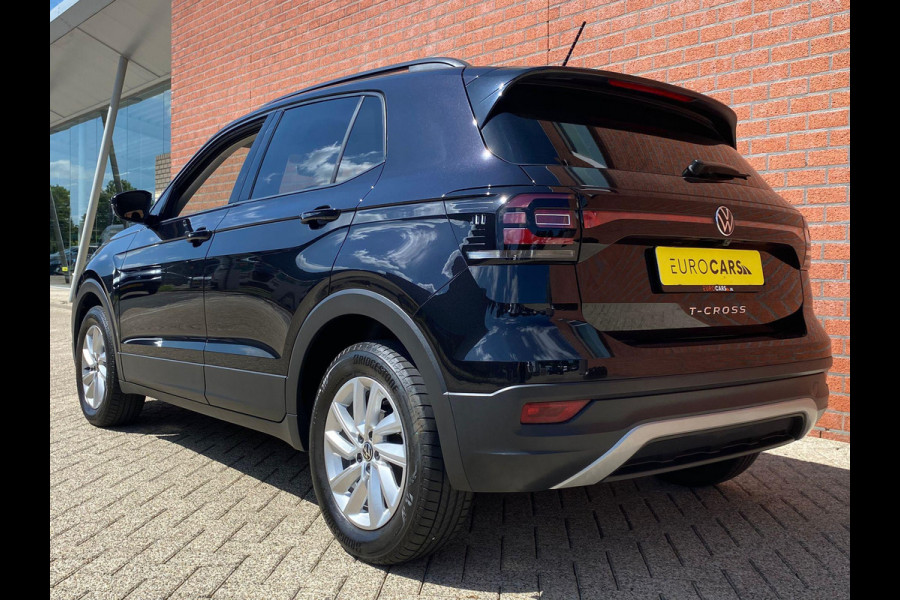Volkswagen T-Cross 1.0 TSI 95pk Life Navigatie Apple Carplay/Android Auto Adaptive Cruise Control Camera Parkeersensoren Stoelverwarming Getinte ramen Climate Control