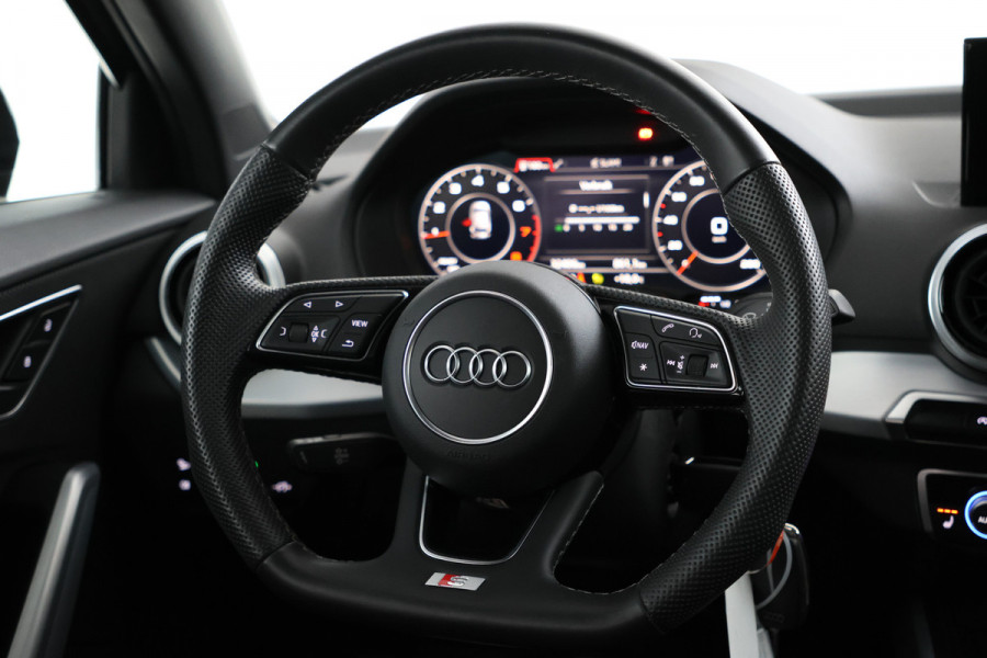 Audi Q2 35 TFSI S Edition Navigatie, Virtual, Rotor velg