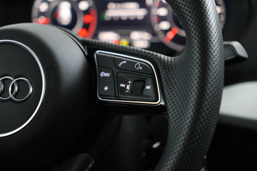 Audi Q2 35 TFSI S Edition Navigatie, Virtual, Rotor velg