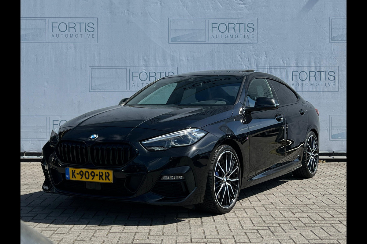 BMW 2 Serie Gran Coupé 218i High Executive NL AUTO | PANO | LEDER | STUURWIELVERW | CAMERA | BMW 2 Serie Gran Coupé 218i High Executive NL AUTO | PANO | LEDER | STUURWIELVERW | CAMERA |