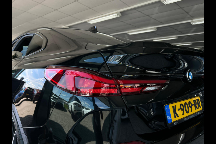 BMW 2 Serie Gran Coupé 218i High Executive NL AUTO | PANO | LEDER | STUURWIELVERW | CAMERA |