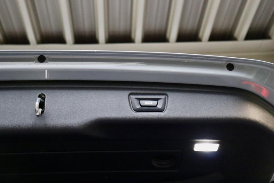 BMW 3-serie 320e Touring M Sport|ACC|PANO|Hud|BMW GARANTIE!