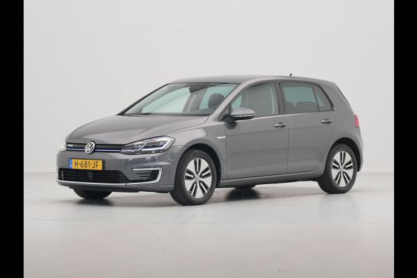 Volkswagen e-Golf E-DITION 136pk Navigatie Camera Acc Warmtepomp 68