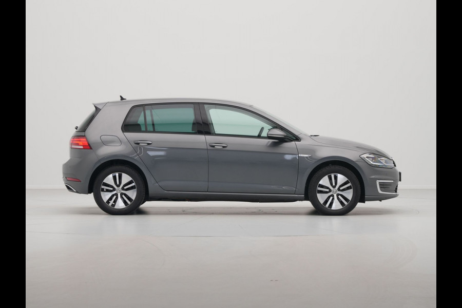 Volkswagen e-Golf E-DITION 136pk Navigatie Camera Acc Warmtepomp 68
