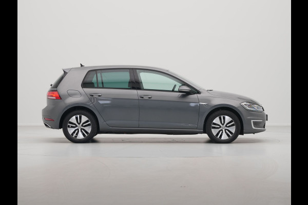 Volkswagen e-Golf E-DITION 136pk Navigatie Camera Acc Warmtepomp 68