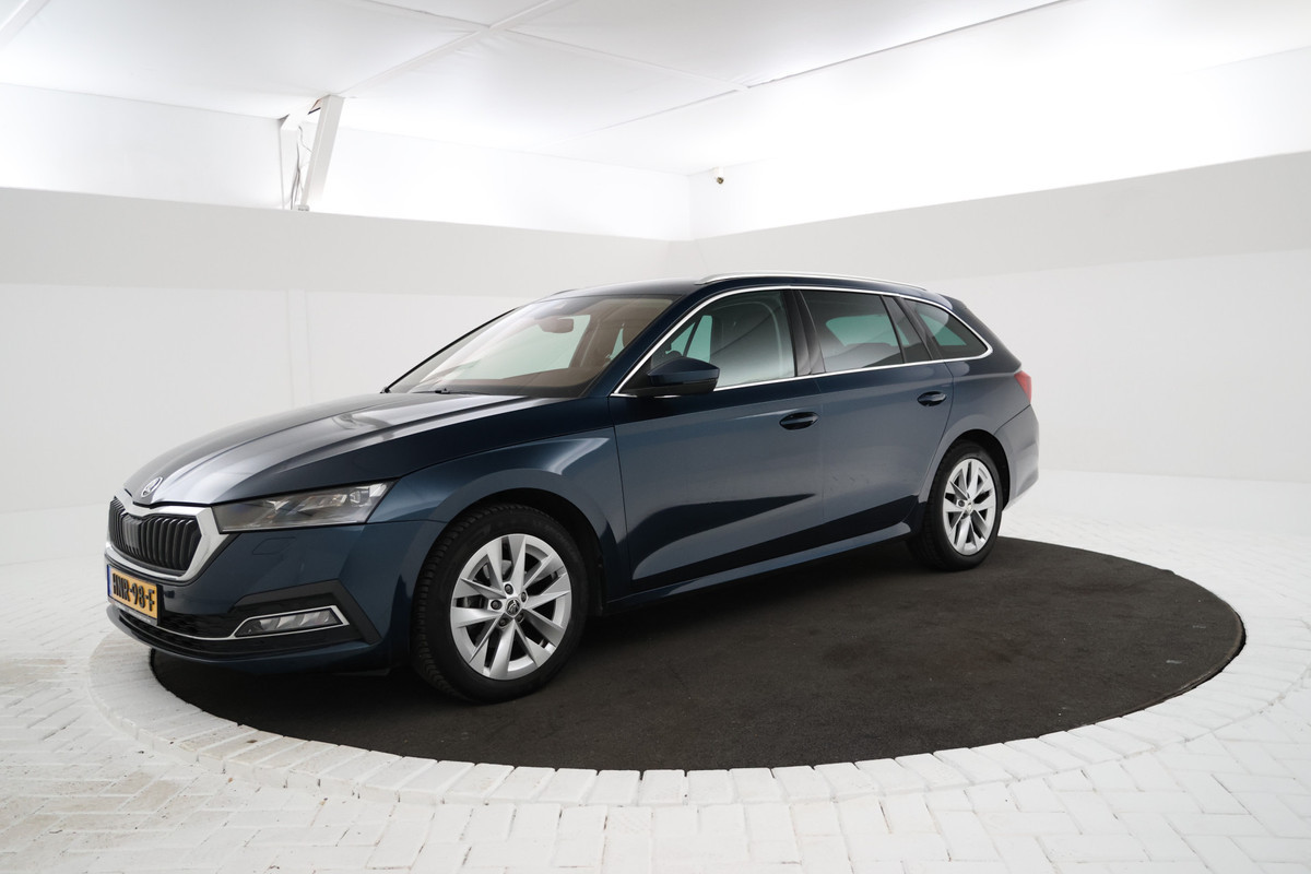Škoda Octavia Combi 2.0 TDI Cruise Control, Apple Carplay, Climate Control, Airco Škoda Octavia Combi 2.0 TDI Cruise Control, Apple Carplay, Climate Control, Airco