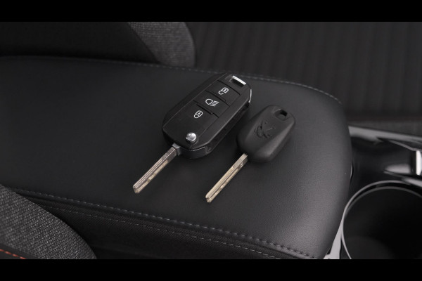 Peugeot 208 PureTech 100 EAT8 Active | Parkeersensoren | Navigatie | Apple CarPlay