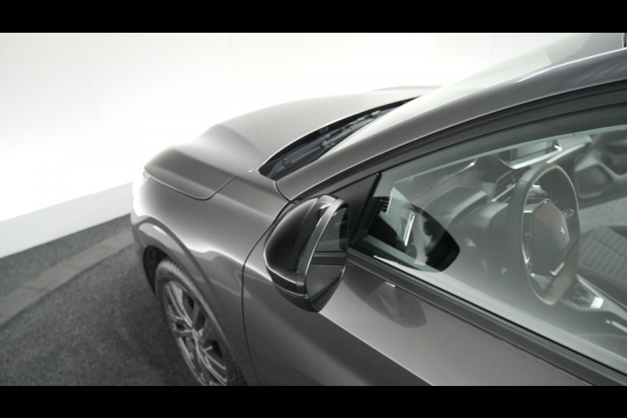 Peugeot 208 PureTech 100 EAT8 Active | Parkeersensoren | Navigatie | Apple CarPlay