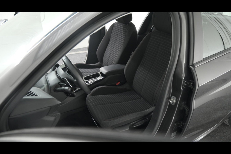 Peugeot 208 PureTech 100 EAT8 Active | Parkeersensoren | Navigatie | Apple CarPlay