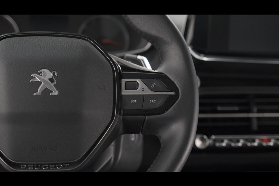 Peugeot 208 PureTech 100 EAT8 Active | Parkeersensoren | Navigatie | Apple CarPlay