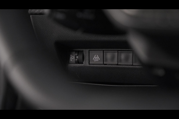 Peugeot 208 PureTech 100 EAT8 Active | Parkeersensoren | Navigatie | Apple CarPlay