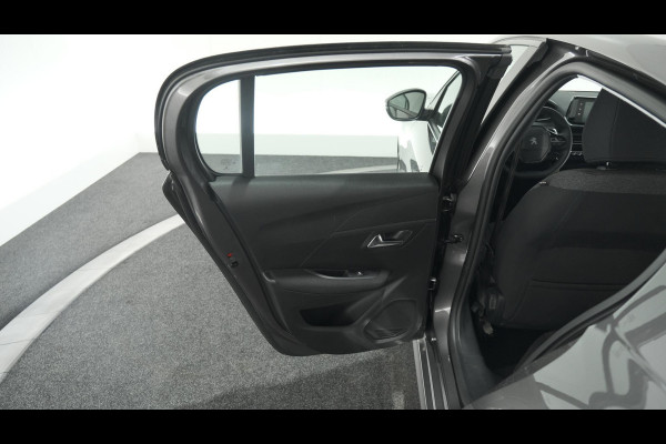 Peugeot 208 PureTech 100 EAT8 Active | Parkeersensoren | Navigatie | Apple CarPlay