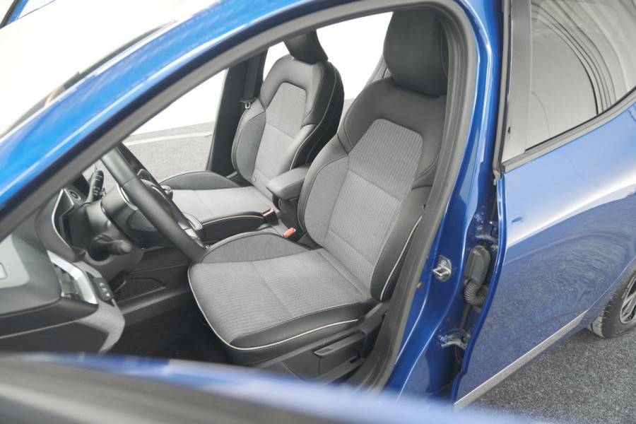 Renault Clio TCe 90 GPF techno | Rondom Camerazicht | Apple Carplay | Parkeersensoren