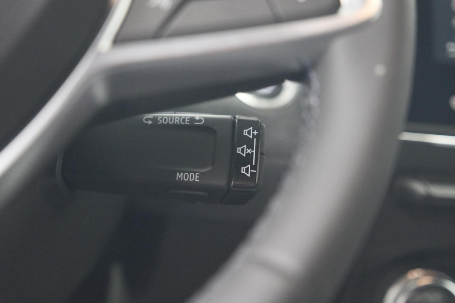 Renault Clio TCe 90 GPF techno | Rondom Camerazicht | Apple Carplay | Parkeersensoren
