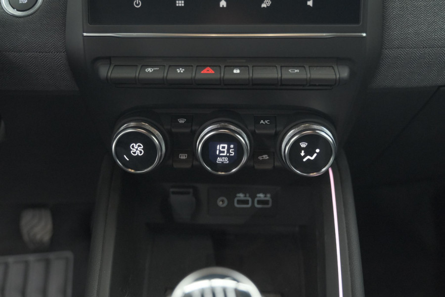 Renault Clio TCe 90 GPF techno | Rondom Camerazicht | Apple Carplay | Parkeersensoren