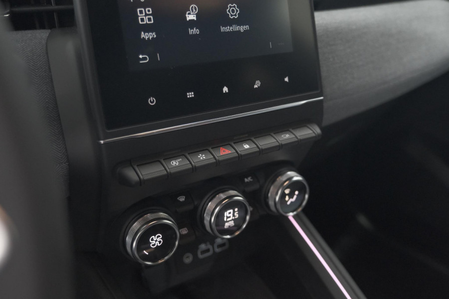Renault Clio TCe 90 GPF techno | Rondom Camerazicht | Apple Carplay | Parkeersensoren
