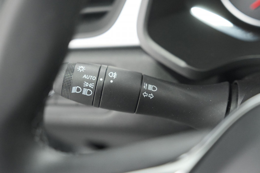 Renault Captur TCe 90 Evolution | Parkeersensoren | Navigatie | Allseason Banden | Apple Carplay