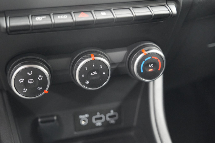 Renault Captur TCe 90 Evolution | Parkeersensoren | Navigatie | Allseason Banden | Apple Carplay