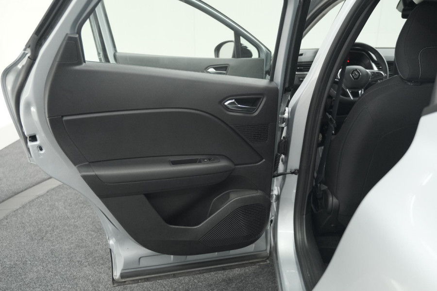 Renault Captur TCe 90 Evolution | Parkeersensoren | Navigatie | Allseason Banden | Apple Carplay