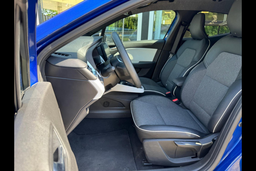 Renault Clio 1.0 TCe 90 Techno Navi / P-sensoren & camera / Clima