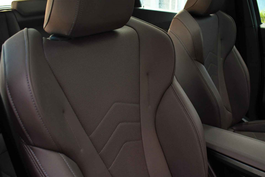 BMW X1 xDrive25e M-Sport Pano ACC 360-cam HUD 19inch Leder