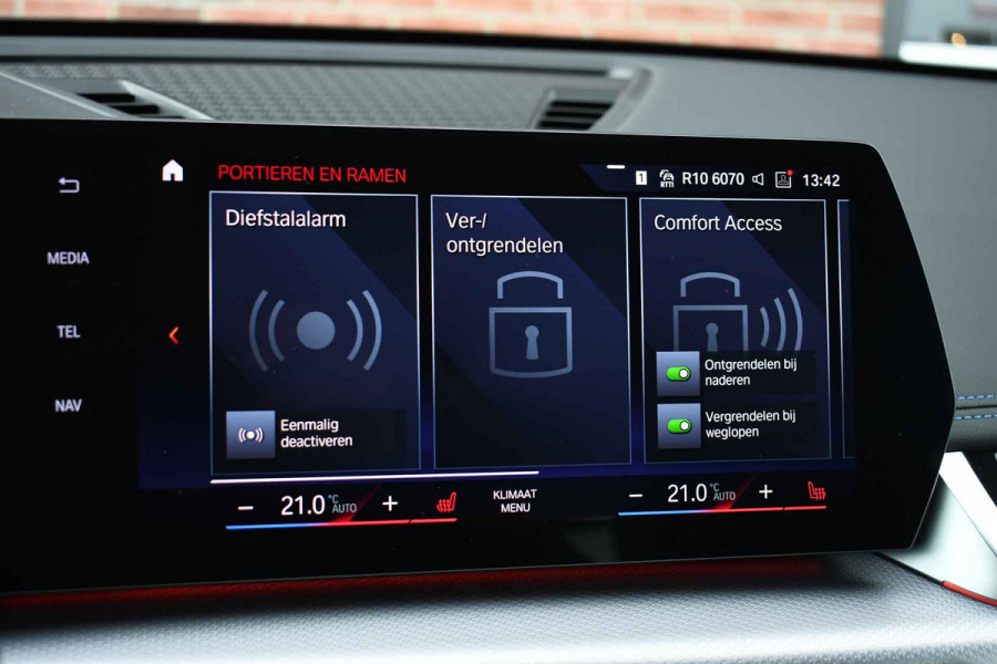 BMW X1 xDrive25e M-Sport Pano ACC 360-cam HUD 19inch Leder