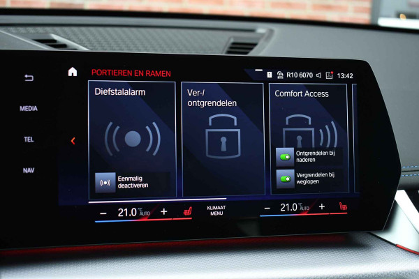 BMW X1 xDrive25e M-Sport Pano ACC 360-cam HUD 19inch Leder