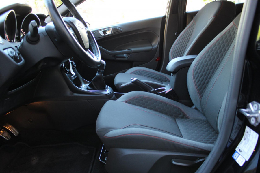 Ford Fiesta 1.0 EcoBoost ST Line Airco Navi Pdc Nap