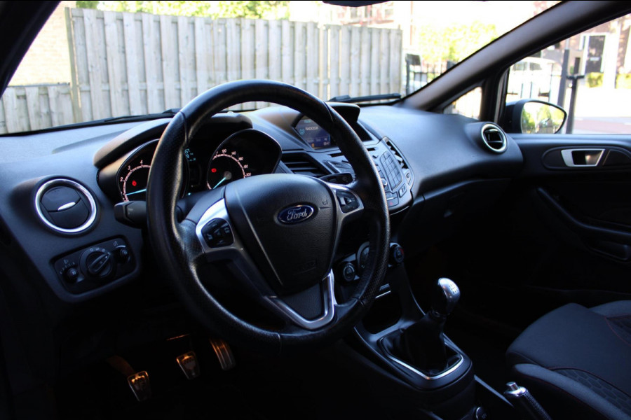 Ford Fiesta 1.0 EcoBoost ST Line Airco Navi Pdc Nap