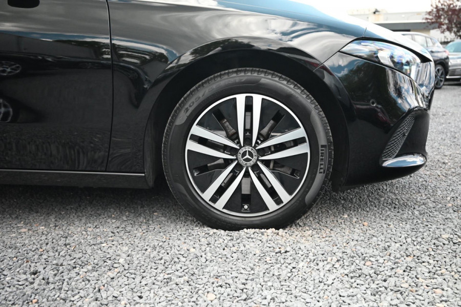 Mercedes-Benz A-Klasse 250 e Progressive 218 PK Widescreen Half/Leer Sfeerverlichting LED 17''