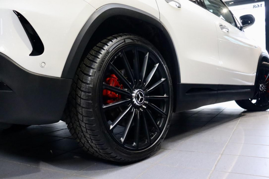 Mercedes-Benz GLA AMG 35 4MATIC PANO|CAM|Ride Control