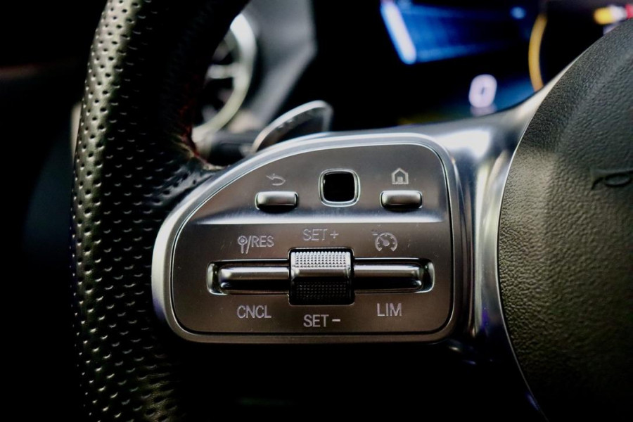 Mercedes-Benz GLA AMG 35 4MATIC PANO|CAM|Ride Control