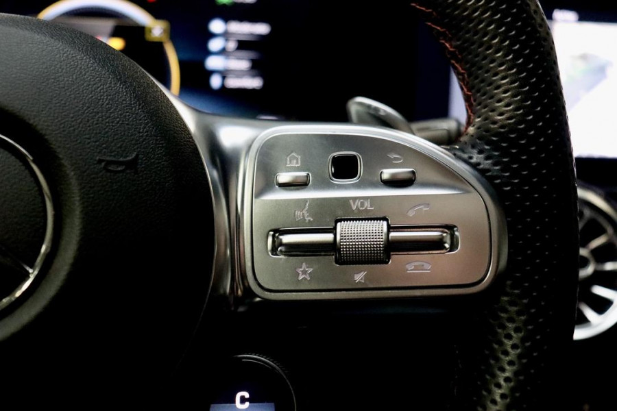 Mercedes-Benz GLA AMG 35 4MATIC PANO|CAM|Ride Control