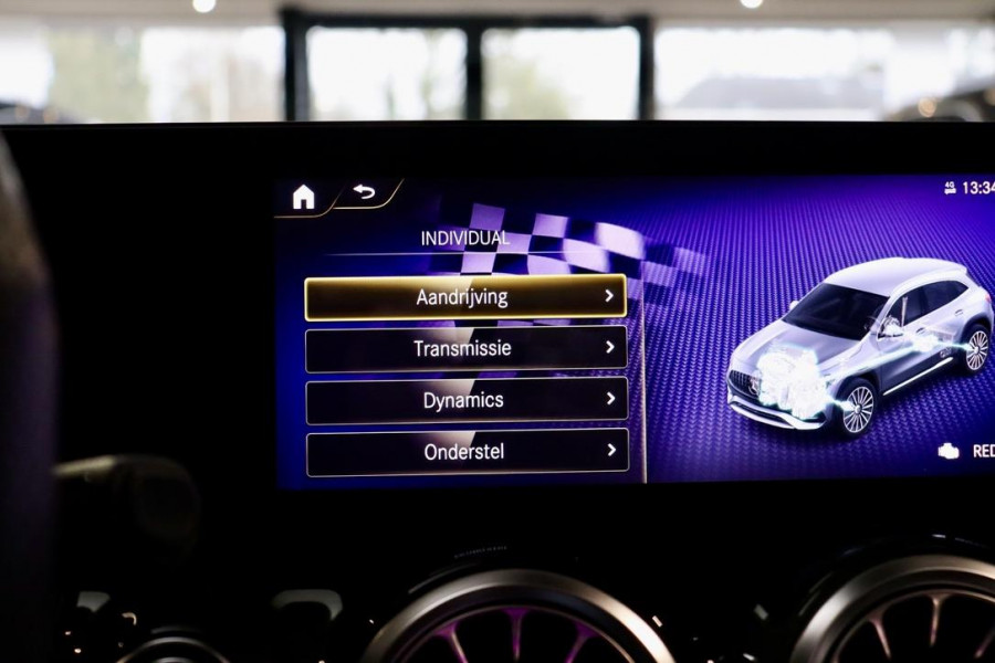 Mercedes-Benz GLA AMG 35 4MATIC PANO|CAM|Ride Control