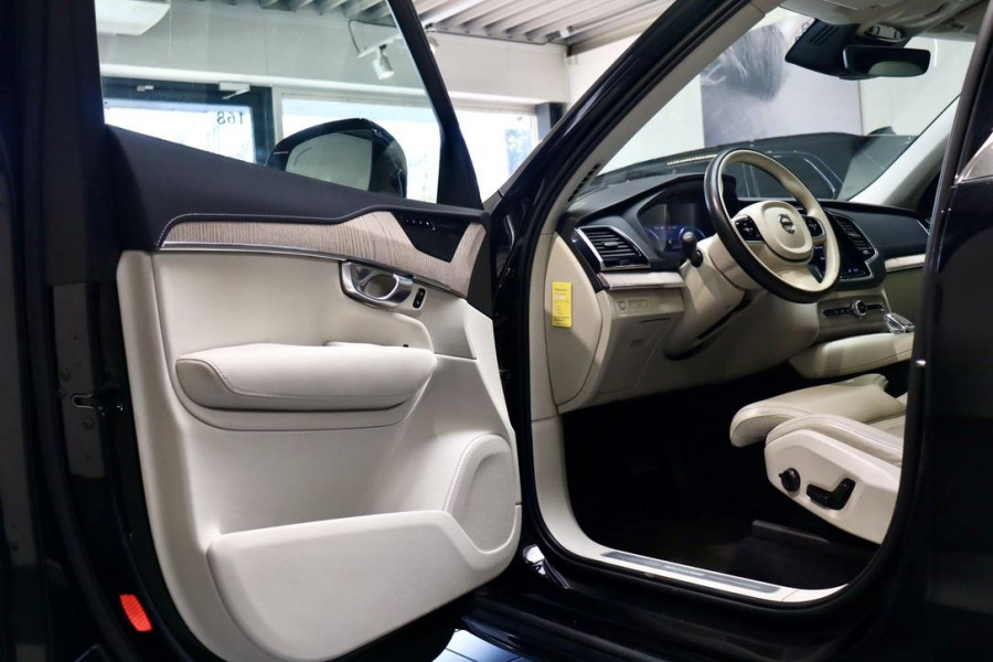 Volvo XC90 T8 AWD R Inscription Exclusive Massage|PANO|HUD