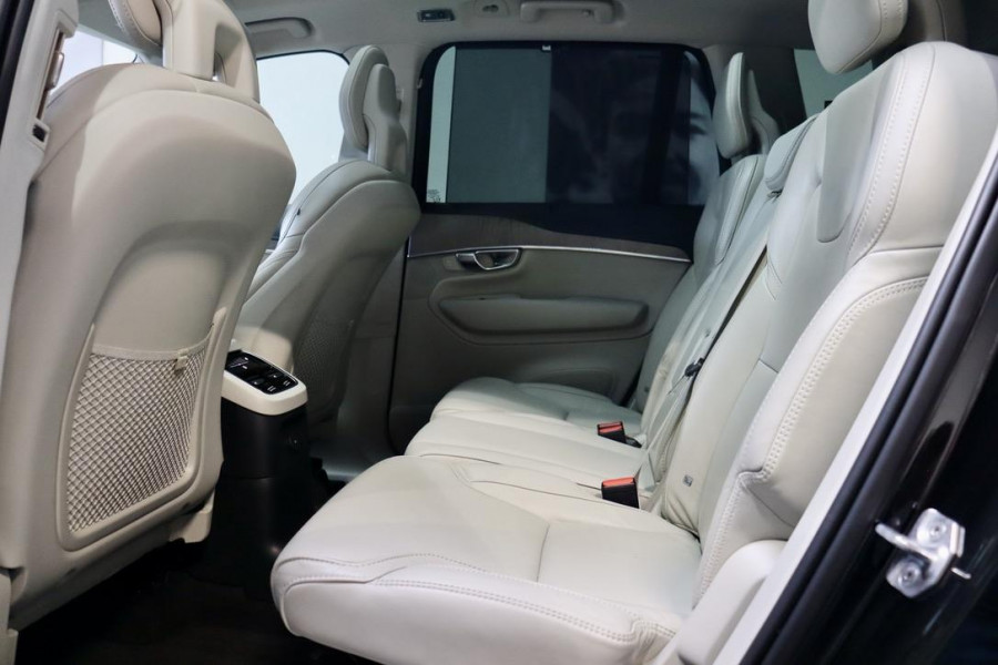 Volvo XC90 T8 AWD R Inscription Exclusive Massage|PANO|HUD