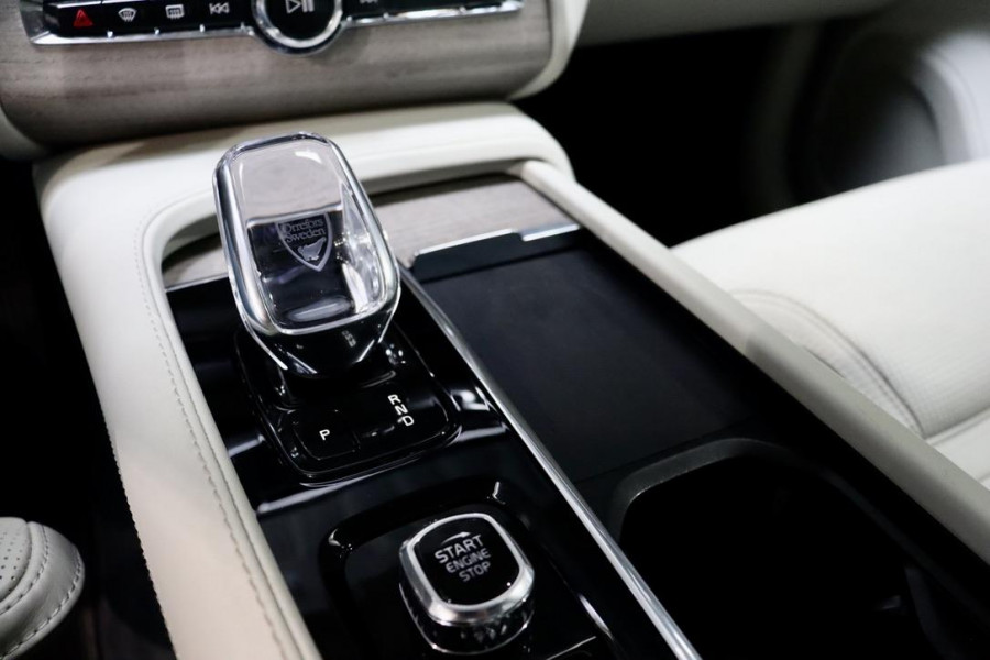 Volvo XC90 T8 AWD R Inscription Exclusive Massage|PANO|HUD