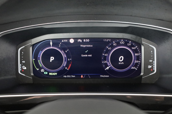 Volkswagen Tiguan 1.4 TSI eHybrid R-Line Business+ Navigatie | 20" LM Velgen | Led Plus Koplampen | Elek Bediende Achterklep |