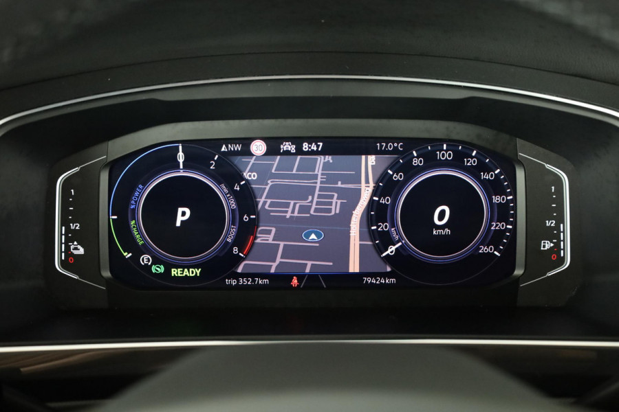 Volkswagen Tiguan 1.4 TSI eHybrid R-Line Business+ Navigatie | 20" LM Velgen | Led Plus Koplampen | Elek Bediende Achterklep |
