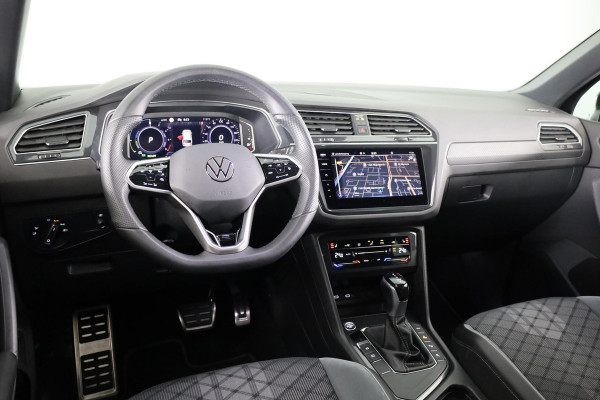 Volkswagen Tiguan 1.4 TSI eHybrid R-Line Business+ Navigatie | 20" LM Velgen | Led Plus Koplampen | Elek Bediende Achterklep |