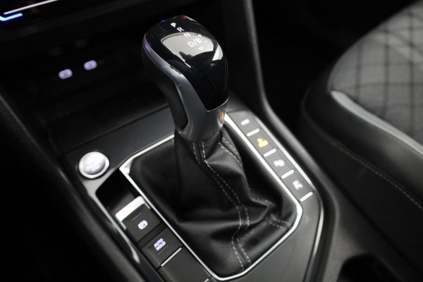 Volkswagen Tiguan 1.4 TSI eHybrid R-Line Business+ Navigatie | 20" LM Velgen | Led Plus Koplampen | Elek Bediende Achterklep |