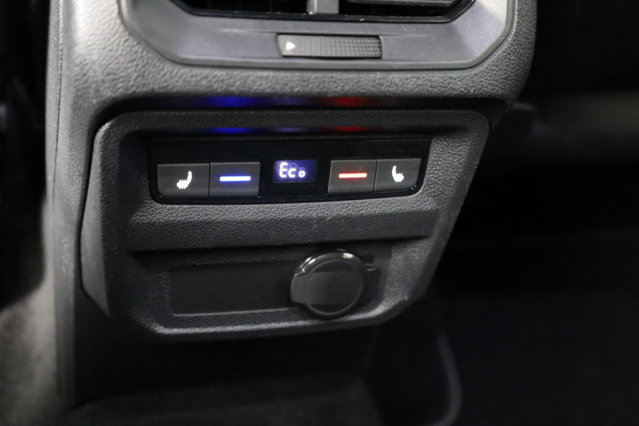 Volkswagen Tiguan 1.4 TSI eHybrid R-Line Business+ Navigatie | 20" LM Velgen | Led Plus Koplampen | Elek Bediende Achterklep |