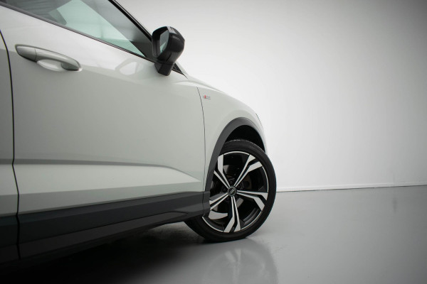 Audi Q3 Sportback 45 TFSI quattro S Edition |Pano|3xS-Line|Ambient|Elek.Stoelen|Dodehoek|