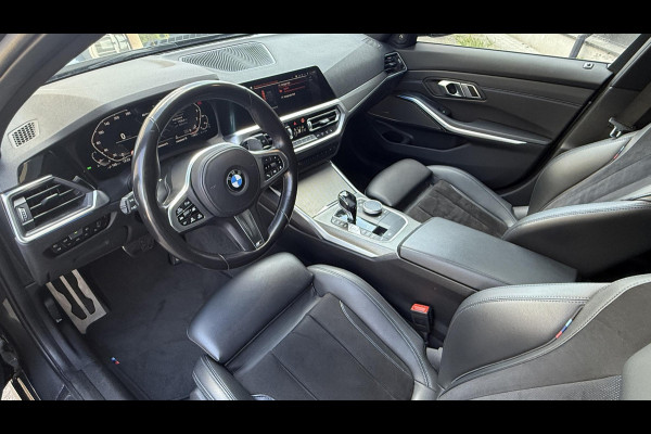 BMW 3 Serie Touring 330e M-Sport High Executive | Pano | H/K | Trekhaak